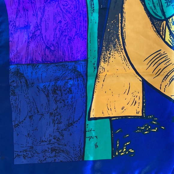 Fabulous Oversized Vintage Picasso Scarf ~ 34" square - Picture 2 of 5